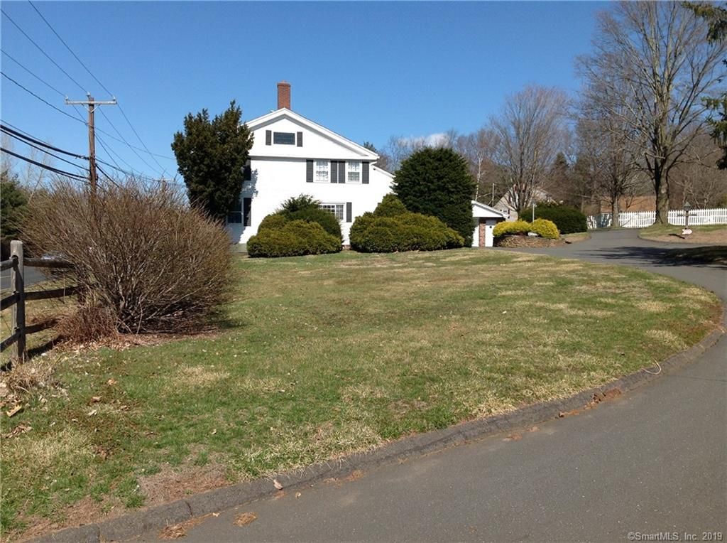 333 Scott Swamp Rd, Farmington, CT 06032